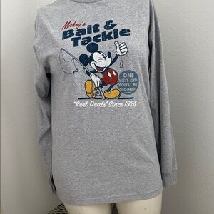 Vintage Disney Grey Long-Sleeve Medium Mickey Bait & Tackle Graphic Tee